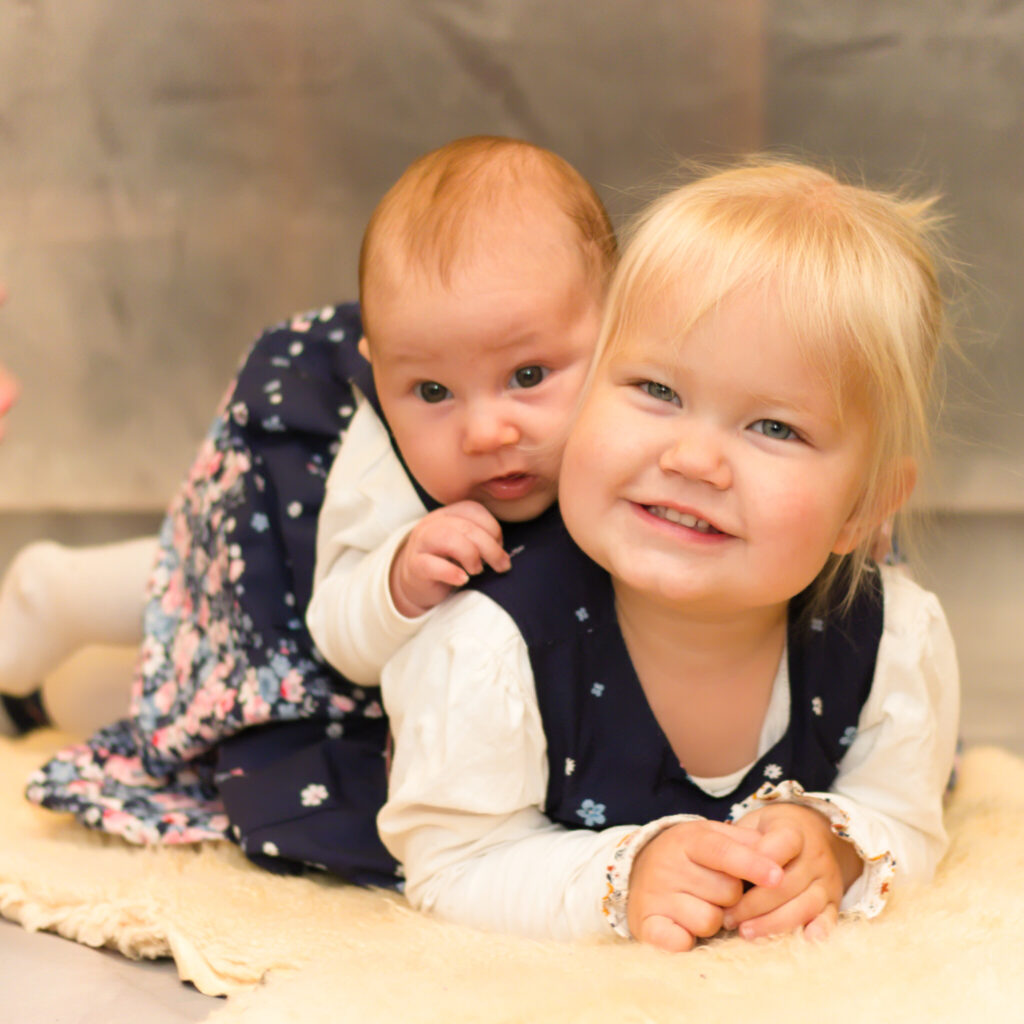 Esther und Rahel